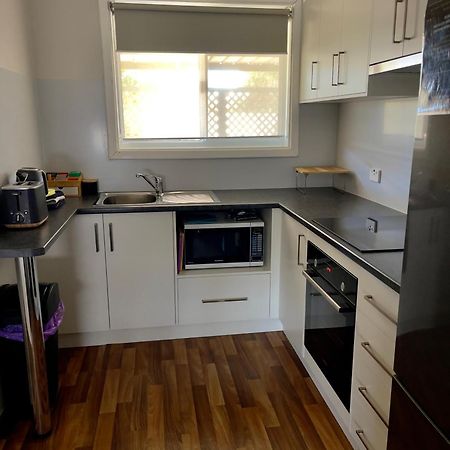 Kulin Erindale Apartments Luaran gambar