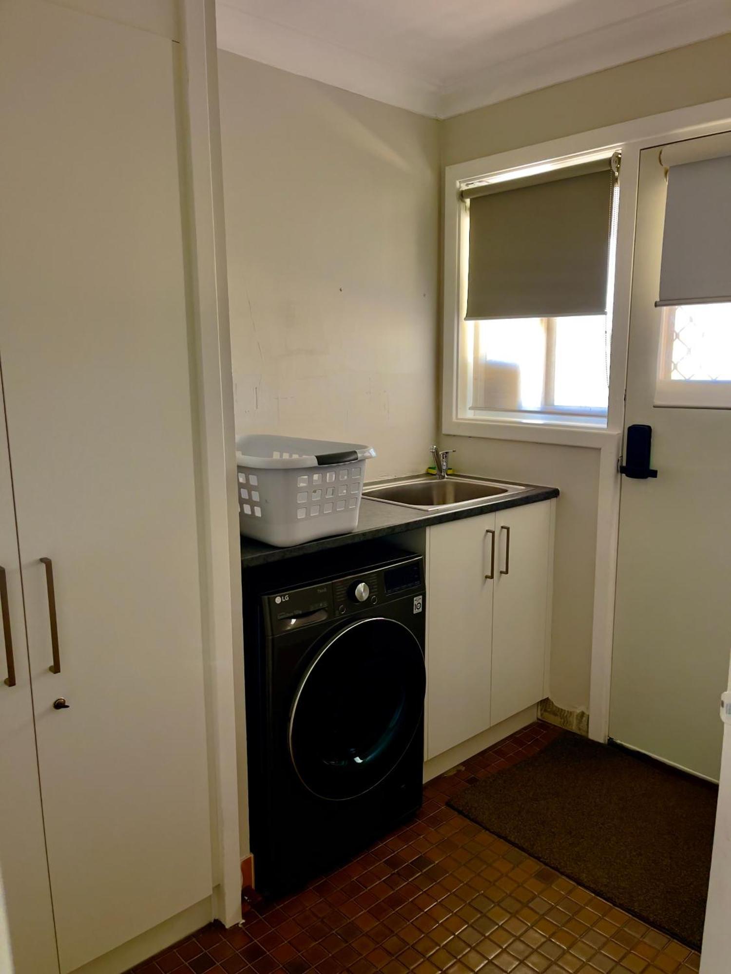 Kulin Erindale Apartments Luaran gambar